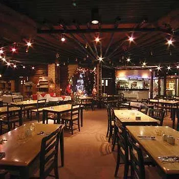 Lomakeskus Davvi Arctic Kaaresuvanto